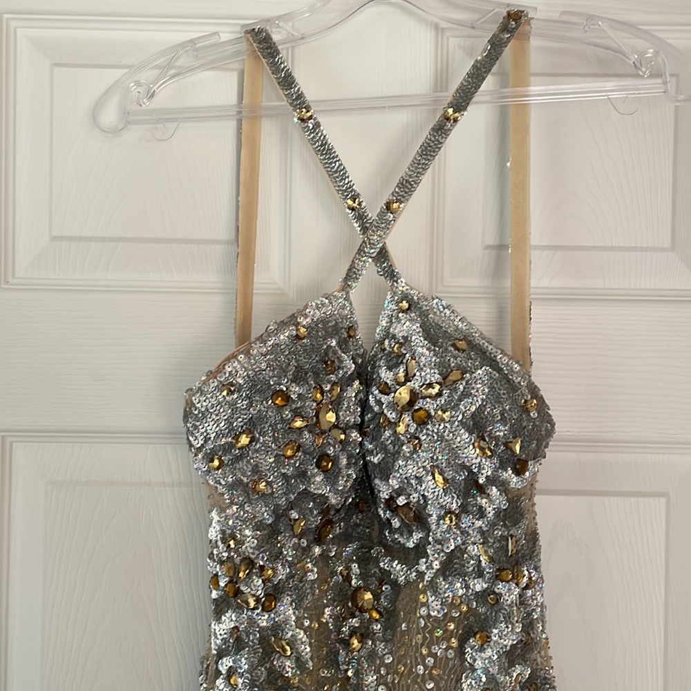 JOVANI FITTED EMBELLISHED EVENING GOWN - Picture 5 of 11